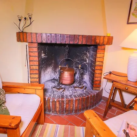 In Umbria Near Palazzo Bourbon Monte Santa Maria Tiberina