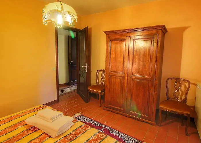 In Umbria Near Palazzo Bourbon Monte Santa Maria Tiberina